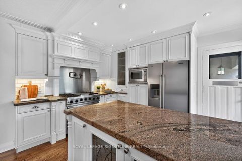 Photo 11 at 2 Pine Ridge Drive, Cliffcrest, Toronto