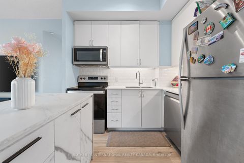 Photo 2 at 809 - 3220 Sheppard Avenue E, Sullivan, Toronto