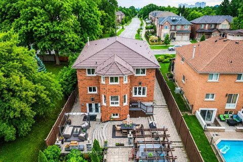 Photo 5 at 37 Bennett Road, West Hill, Toronto