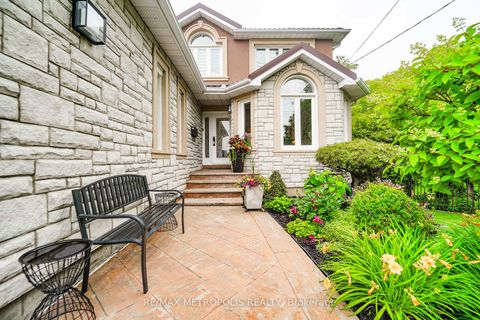 Photo 9 at 37 Bennett Road, West Hill, Toronto