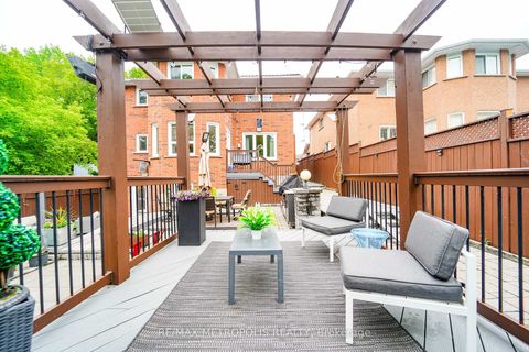 Photo 12 at 37 Bennett Road, West Hill, Toronto
