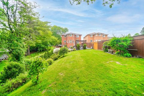 Photo 16 at 37 Bennett Road, West Hill, Toronto