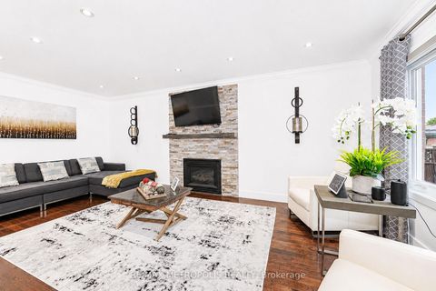 Photo 24 at 37 Bennett Road, West Hill, Toronto