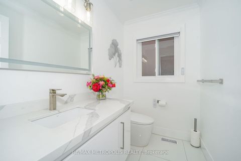 Photo 31 at 37 Bennett Road, West Hill, Toronto