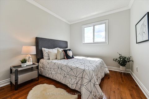 Photo 23 at 27 Samantha Circle, Doncrest, Richmond Hill