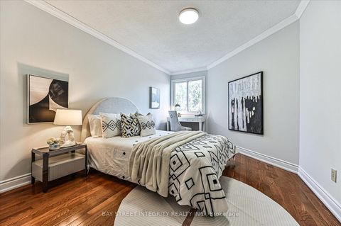 Photo 24 at 27 Samantha Circle, Doncrest, Richmond Hill