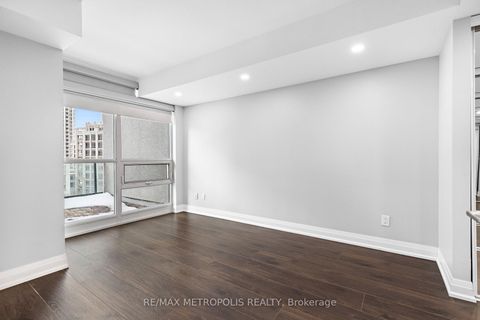 Photo 13 at 678 - 209 Fort York Boulevard, Niagara, Toronto