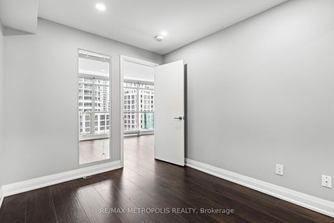 Photo 18 at 678 - 209 Fort York Boulevard, Niagara, Toronto