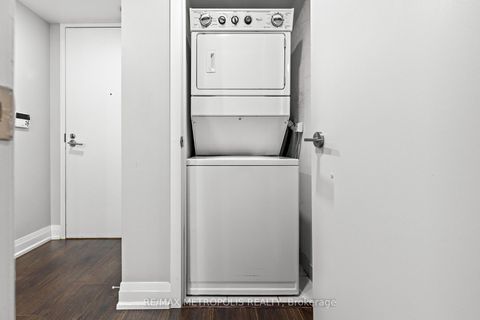 Photo 21 at 678 - 209 Fort York Boulevard, Niagara, Toronto