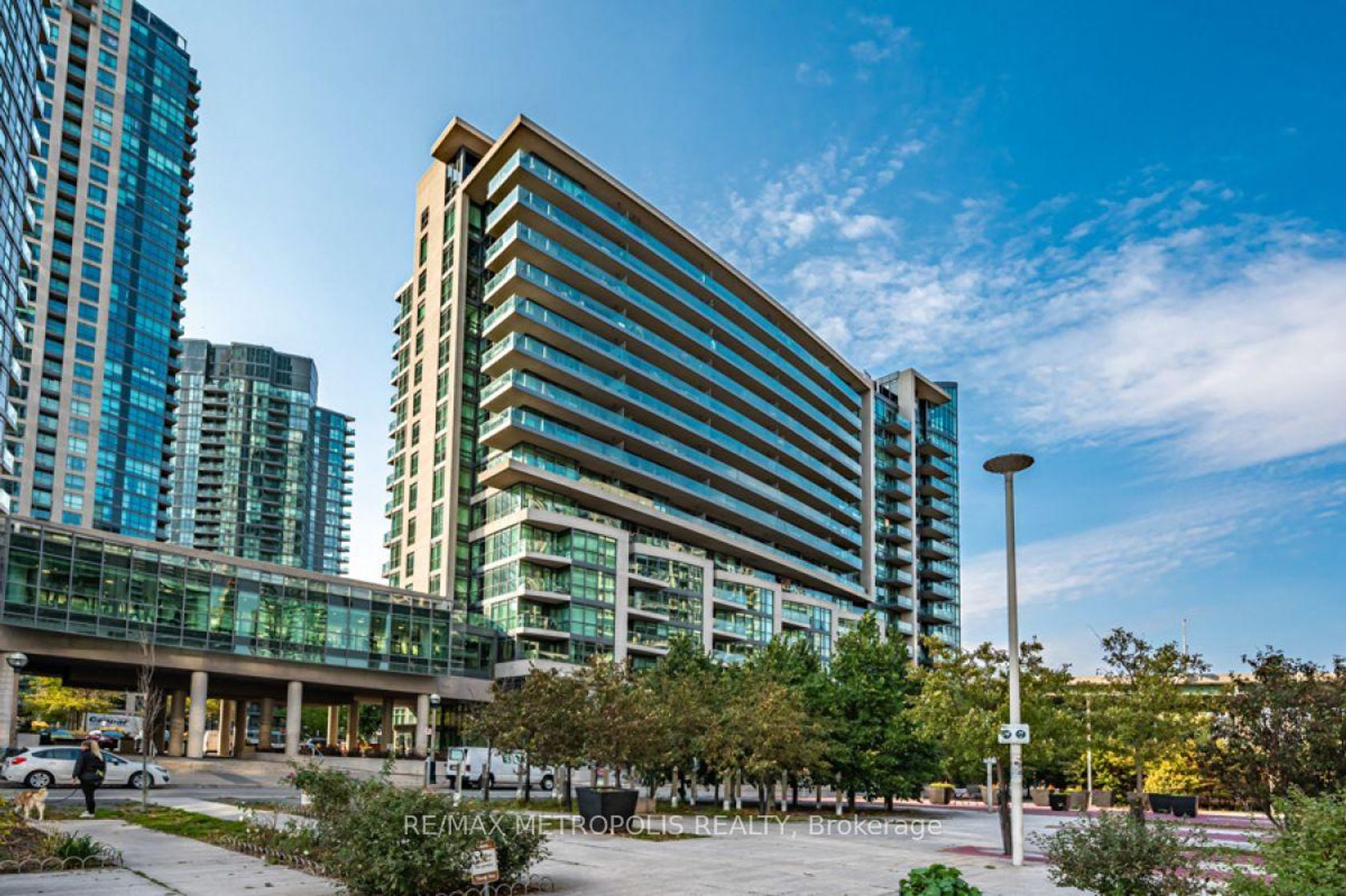 678 - 209 Fort York Boulevard, Niagara, Toronto 