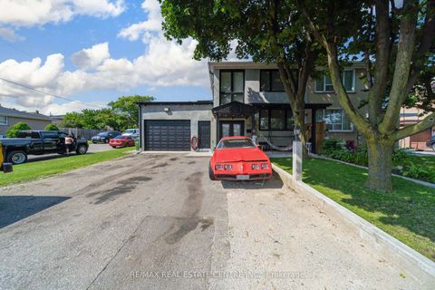 Photo 0 at 22 Neames Crescent, CFB, Toronto