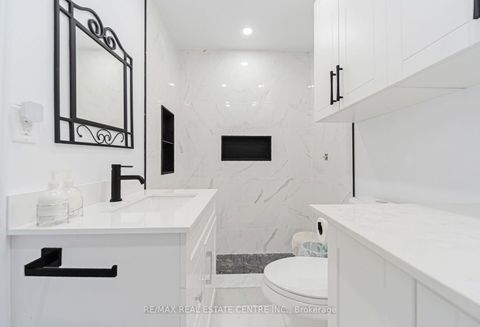 Photo 7 at 22 Neames Crescent, CFB, Toronto