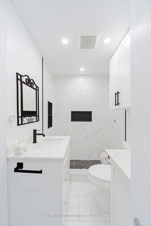 Photo 8 at 22 Neames Crescent, CFB, Toronto