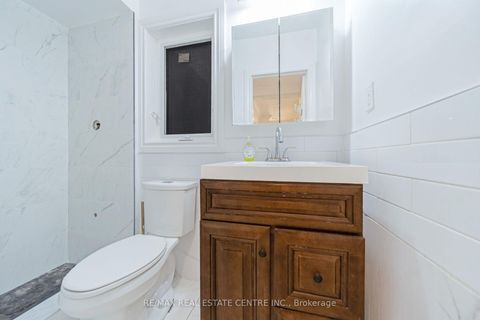Photo 10 at 22 Neames Crescent, CFB, Toronto