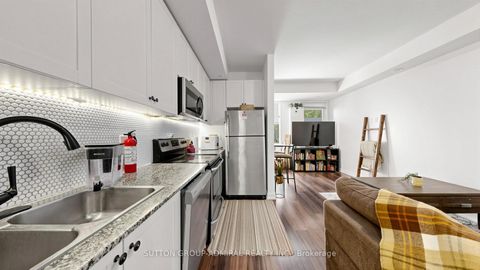 Photo 10 at 14 - 869 Wilson Avenue, CFB, Toronto