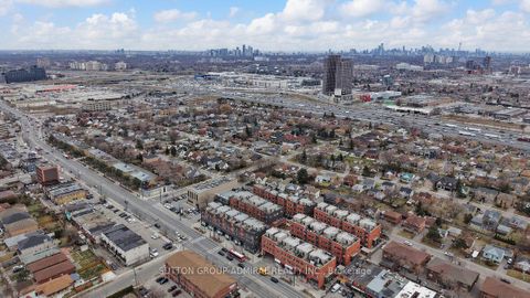 Photo 25 at 14 - 869 Wilson Avenue, CFB, Toronto