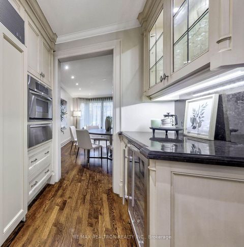 Photo 8 at 43 Joicey Boulevard, Nortown, Toronto