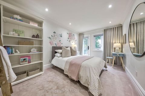 Photo 17 at 43 Joicey Boulevard, Nortown, Toronto