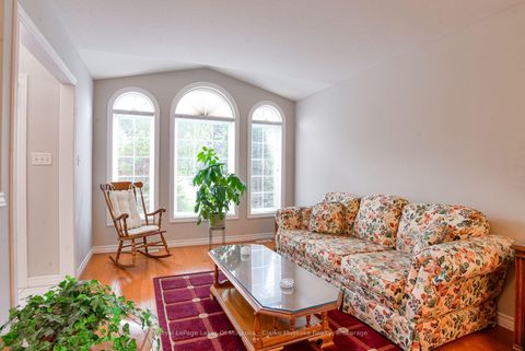 Photo 5 at 14 Palmer Drive, East Bayfield, Barrie
