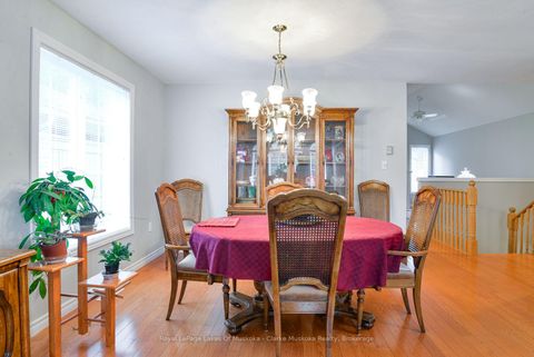 Photo 7 at 14 Palmer Drive, East Bayfield, Barrie