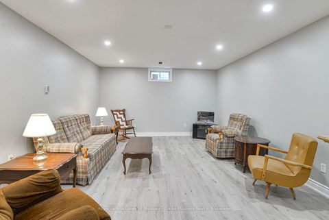 Photo 24 at 14 Palmer Drive, East Bayfield, Barrie