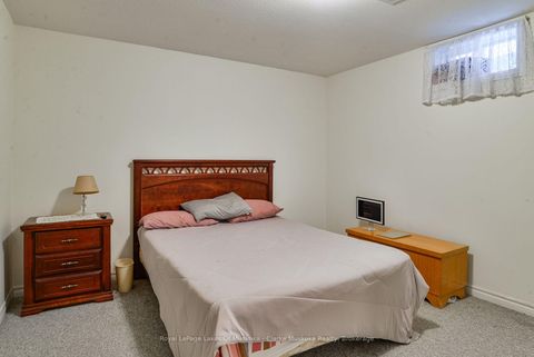 Photo 28 at 14 Palmer Drive, East Bayfield, Barrie
