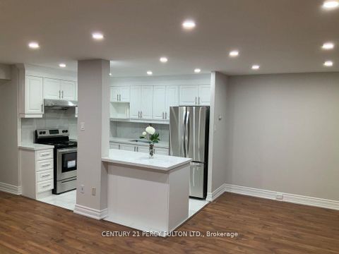 Photo 1 at 1904 - 10 Sunny Glen Way, Flemingdon Park, Toronto