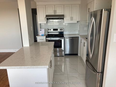 Photo 5 at 1904 - 10 Sunny Glen Way, Flemingdon Park, Toronto
