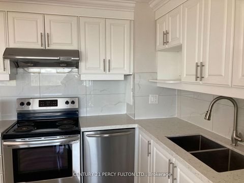 Photo 6 at 1904 - 10 Sunny Glen Way, Flemingdon Park, Toronto
