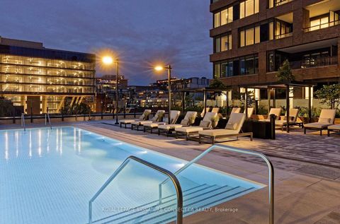 Photo 17 at 402 - 455 Wellington Street W, Waterfront Communities C1, Toronto