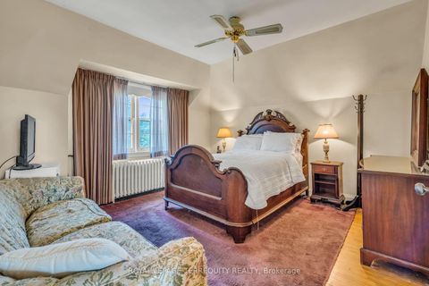 Photo 16 at 391 Sutherland Drive, Leaside, Toronto