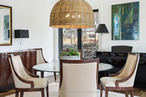 Photo 5 at 23 Riverside Crescent, Swansea, Toronto