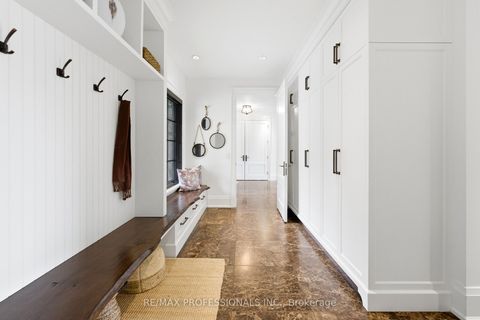 Photo 7 at 23 Riverside Crescent, Swansea, Toronto