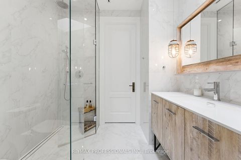 Photo 22 at 23 Riverside Crescent, Swansea, Toronto