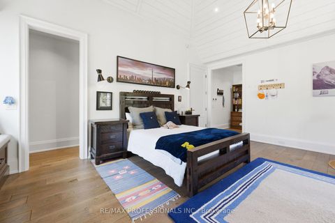 Photo 27 at 23 Riverside Crescent, Swansea, Toronto