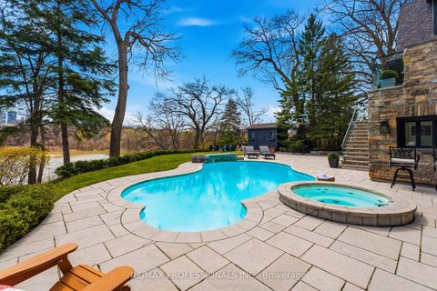 Photo 41 at 23 Riverside Crescent, Swansea, Toronto