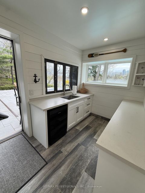 Photo 43 at 23 Riverside Crescent, Swansea, Toronto