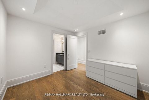 Photo 38 at 210 Horsham Avenue, Willowdale West, Toronto
