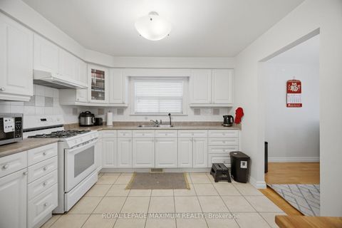 Photo 7 at 96 Wallasey Avenue, Pelmo Park W5, Toronto