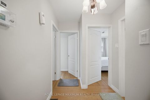 Photo 9 at 96 Wallasey Avenue, Pelmo Park W5, Toronto