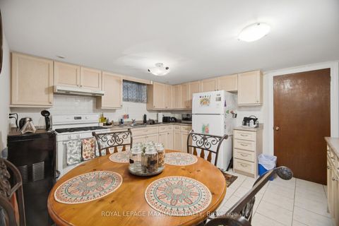 Photo 16 at 96 Wallasey Avenue, Pelmo Park W5, Toronto