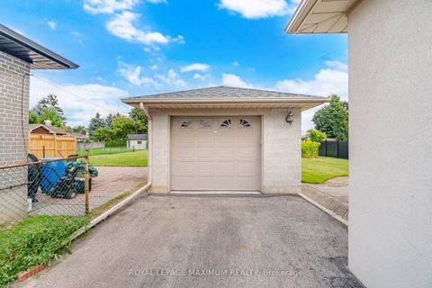 Photo 21 at 96 Wallasey Avenue, Pelmo Park W5, Toronto