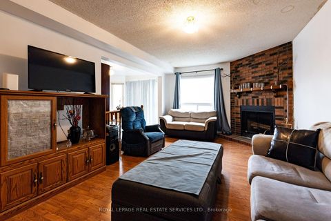 Photo 3 at 97 Morningview Trail, Rouge E11, Toronto