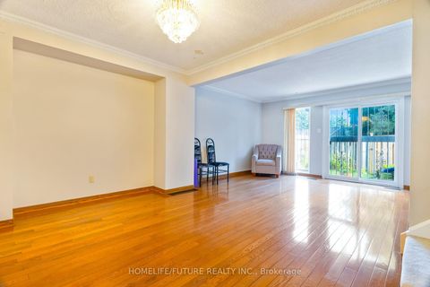 Photo 3 at 174 - 124 Dusay Place, L'Amoreaux, Toronto
