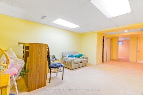 Photo 22 at 174 - 124 Dusay Place, L'Amoreaux, Toronto