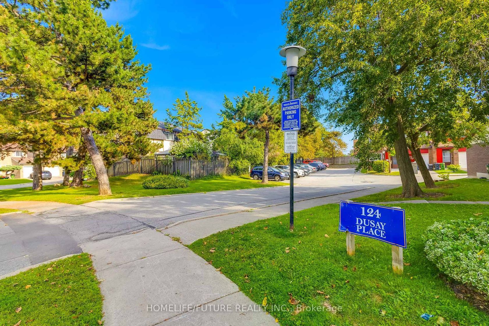 174 - 124 Dusay Place, L'Amoreaux, Toronto 