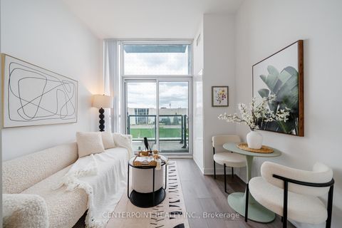 Photo 2 at 219 - 60 Honeycrisp Crescent, Vaughan Corporate Centre, Vaughan