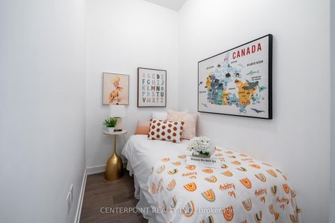 Photo 9 at 219 - 60 Honeycrisp Crescent, Vaughan Corporate Centre, Vaughan
