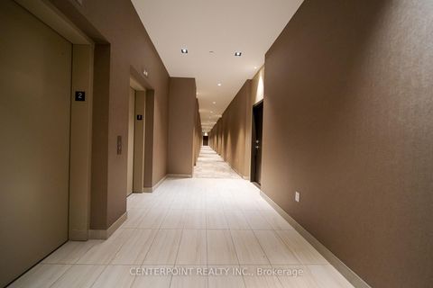 Photo 12 at 219 - 60 Honeycrisp Crescent, Vaughan Corporate Centre, Vaughan