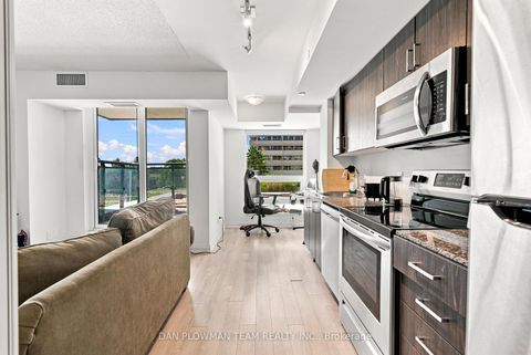 Photo 3 at 227 - 20 Meadowglen Place, Woburn, Toronto
